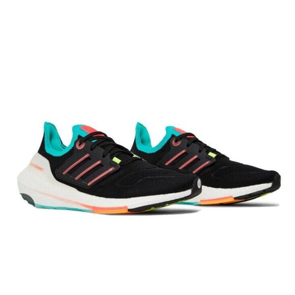 Adidas ULTRABOOST 22 J GIRL Big Kids SIZE 4 Sneaker cblack/turbo/mineus GY4516 - Picture 1 of 14